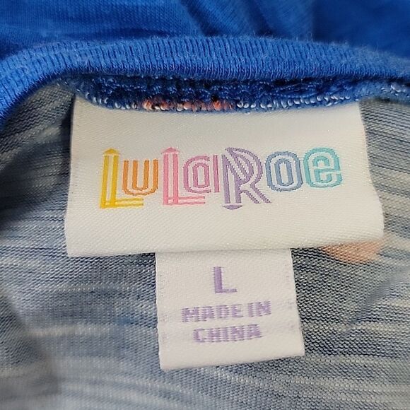 LuLaRoe. Lady bug tee. Tulip sleeves. Size Large. Like New - Picture 5 of 7